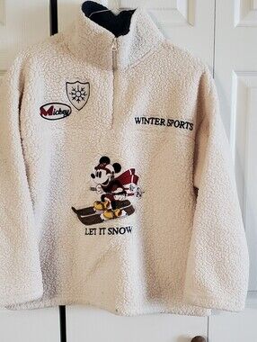 DISNEY MICKY MOUSE LARGE FLEECE SWEATSHIRT. LONG SLEEVES